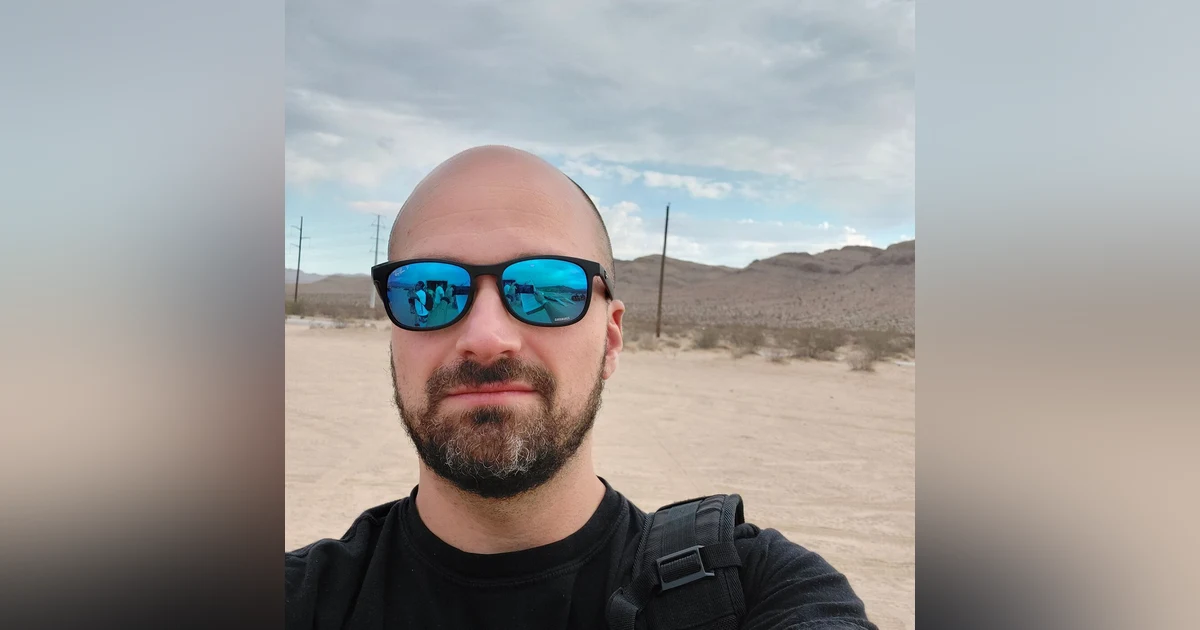 Using Res Tech, Upsells, Fareharbor & Selling Meat Door To Door with Ilya Rozen - Episode #77
