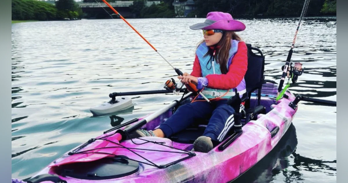 EP. 292 Fly Tying, Rod Building, and Entrepreneurship with 8-Year-Old Rosie from Rosie's Bait and Tackle