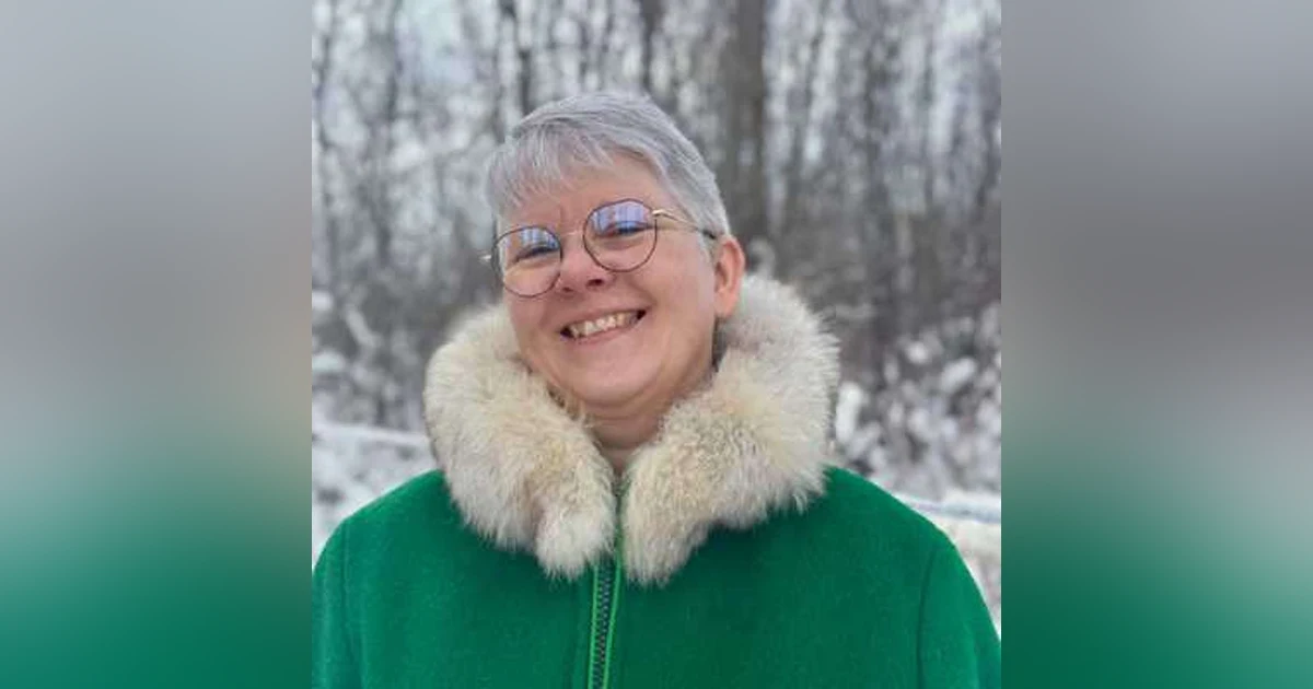 Crafting Realities: Julie Rowe's Journey from Lab to Literature