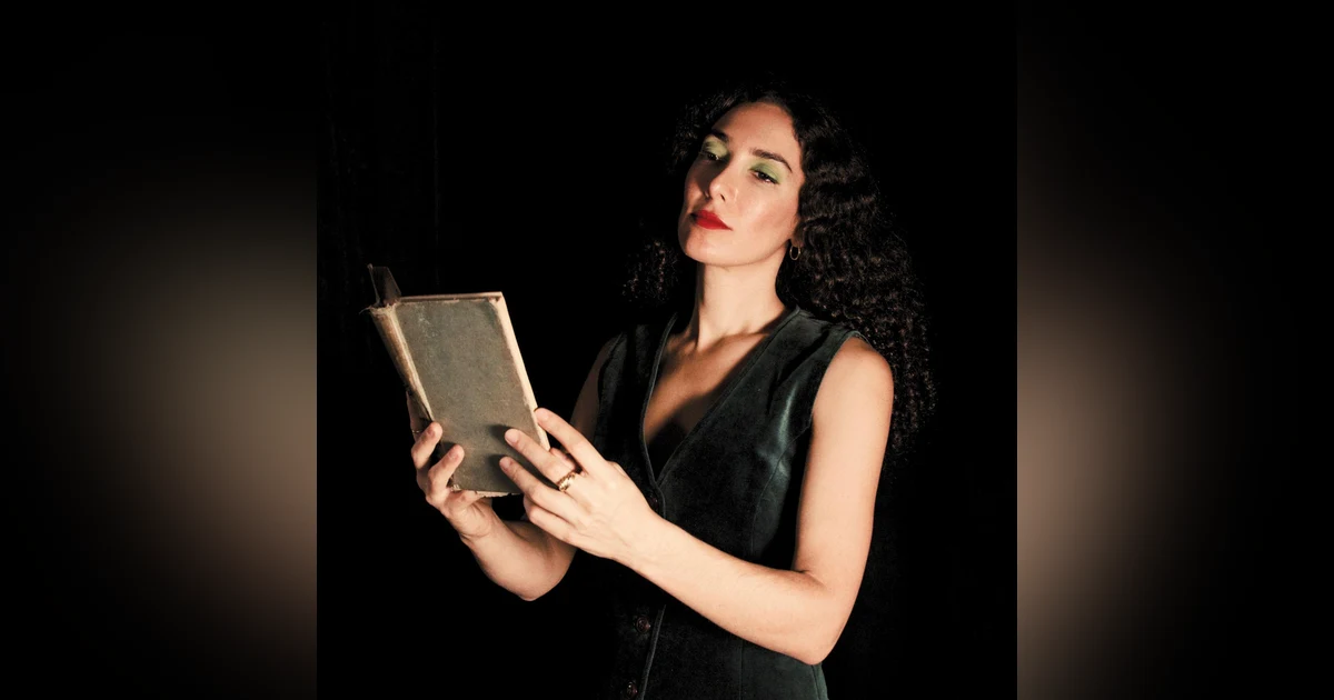 Bedouine (Azniv Korkejian)