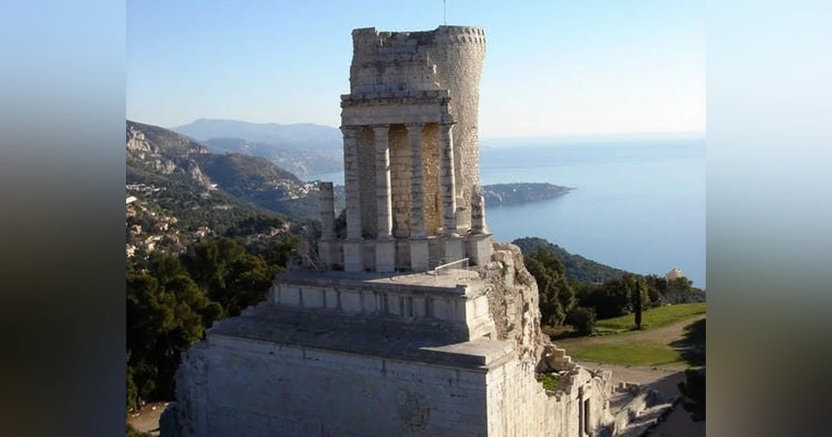 19 – New Gods, New Rulers and Togas: Augustan Gallia