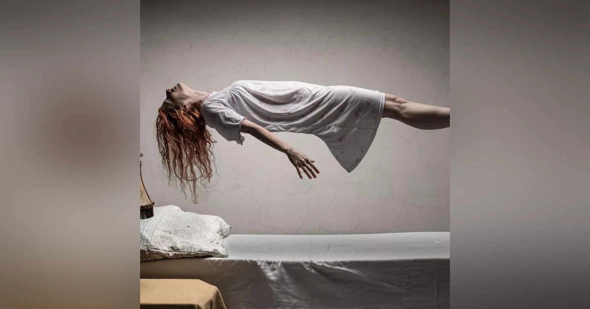 S9: Possessed People That Walked Up Walls
