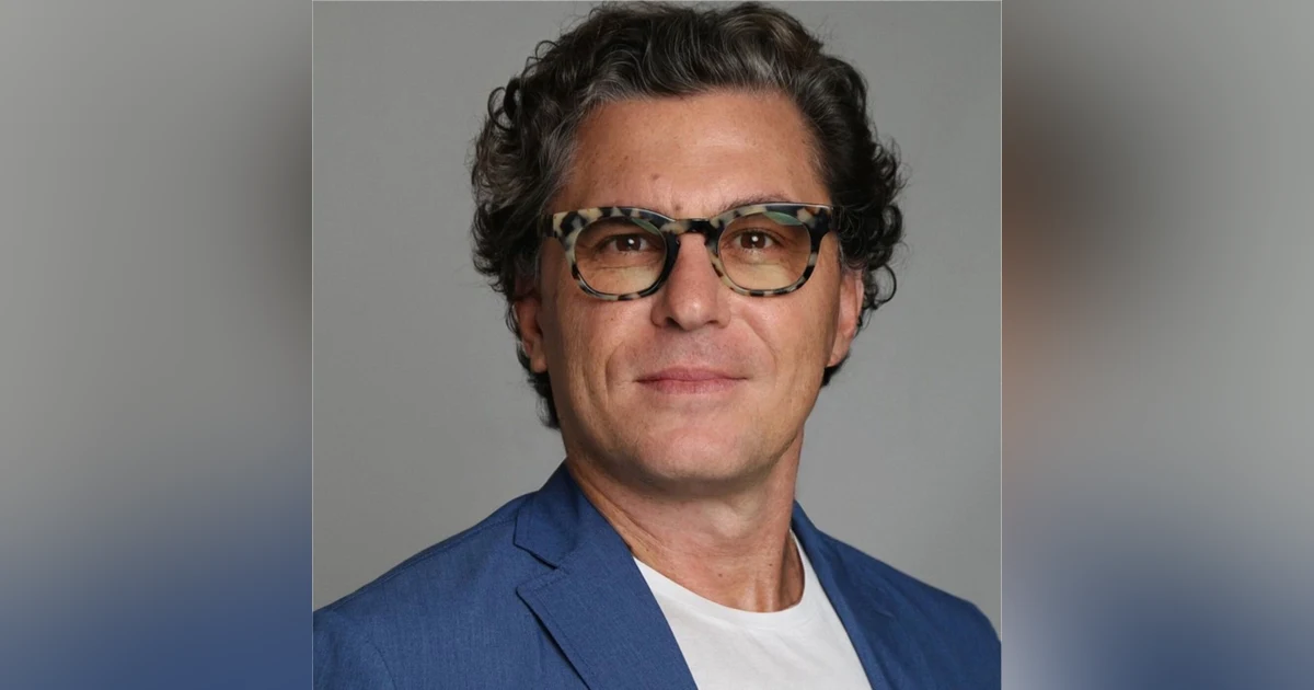 Sparking Creativity through Travel: The Power of Inspiration - Richard Fertig, Stomp Capital