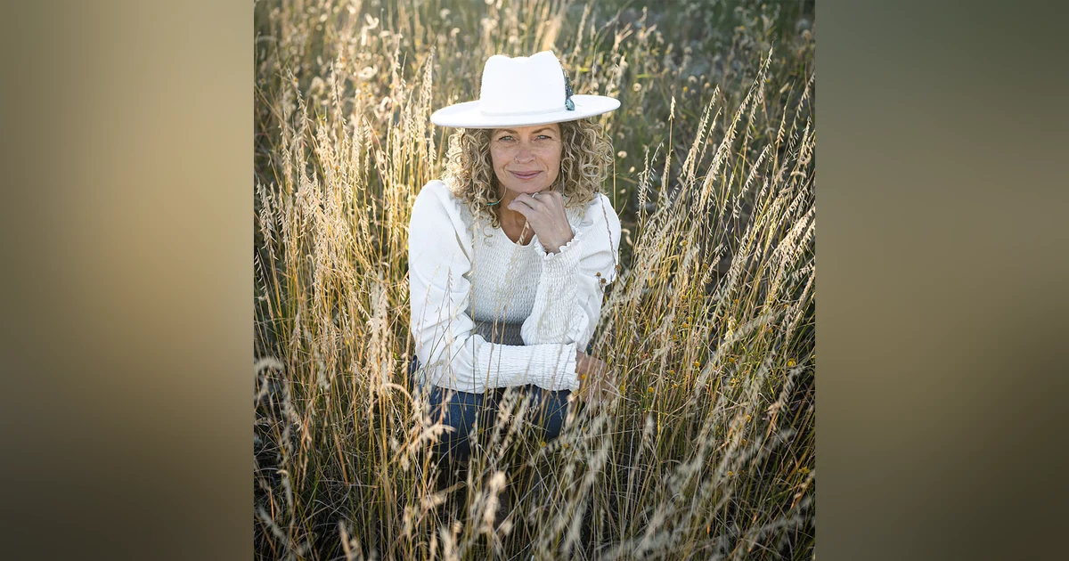 Midlife Midwife Victoria Starr’s Spiritual Outlaw Journey to Reinvention and Healing