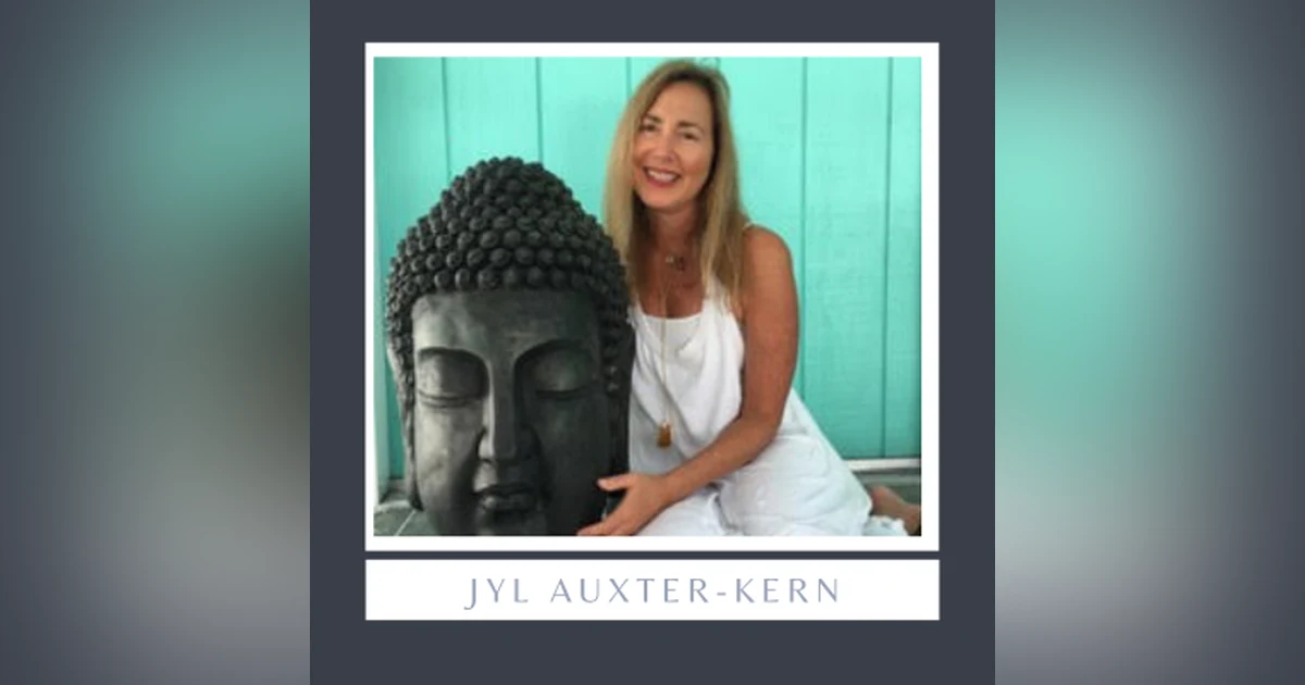 How does Jyl Auxter-Kern empower others to self-heal?