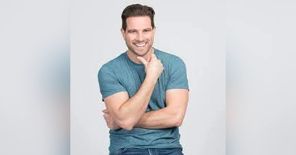 Episode 28 - Scott McGillivray