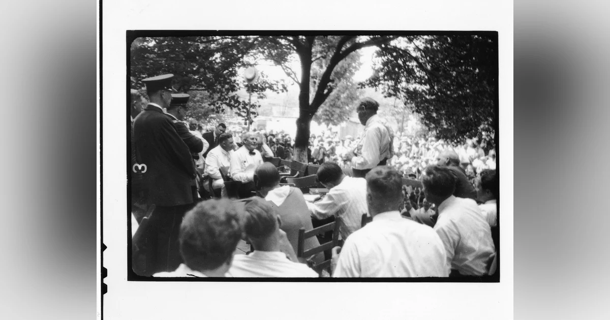 THE SCOPES TRIAL: THE EVOLUTION CASE THAT STIRRED A NATION