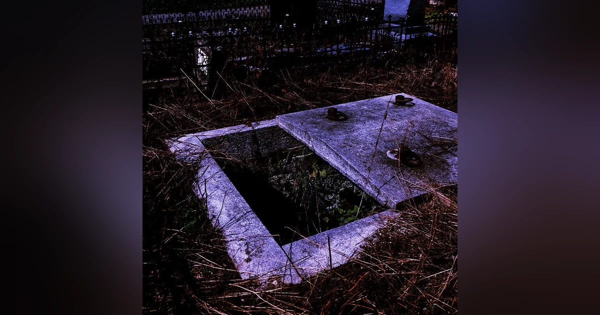 Ep.72 – Grave Consequences - What Happens When a Grave Robs You Back?!