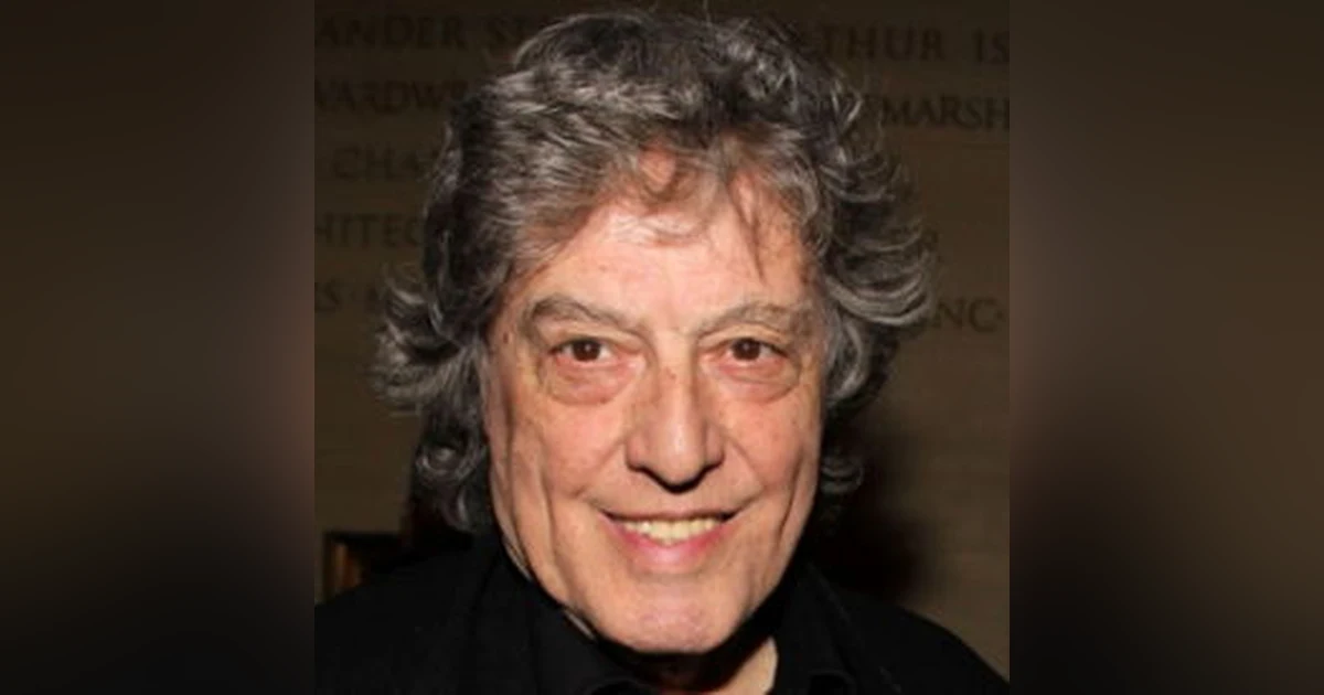 425 Tom Stoppard (with Scott Carter)