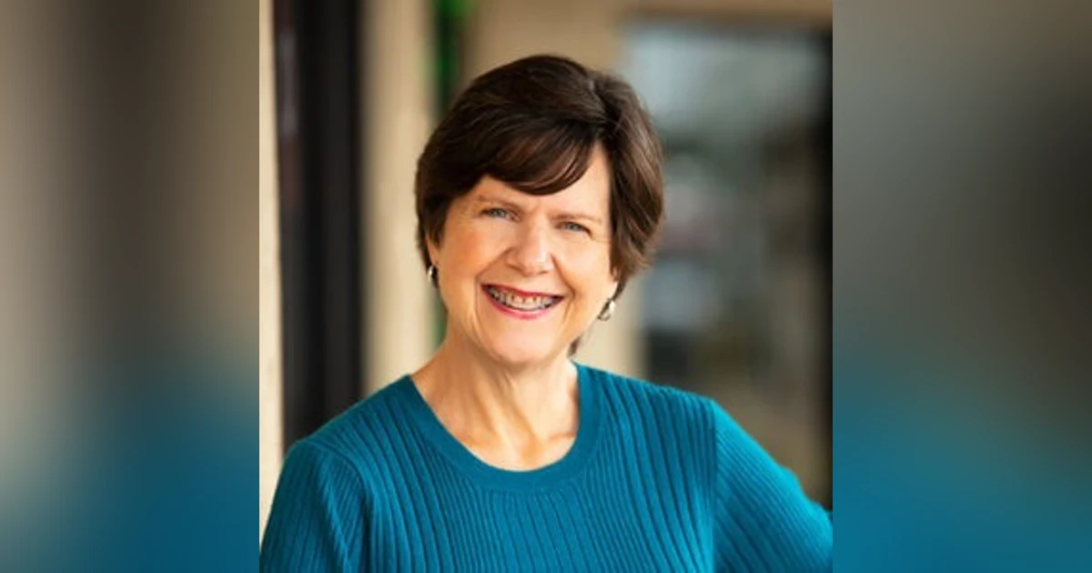 Episode 256 Gloria Grace Rand Is The Light Messenger & She Advocates For Women Entrepreneurs To Live. Love. Engage.
