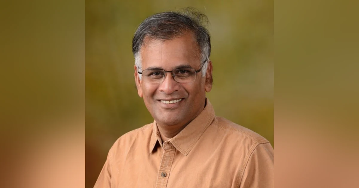‘చిలుకంబడు దధికైవడి’  - మూలం  తమిళ రచయిత జెయమోహన్ రచన ‘మత్తుఱు తయిర్’