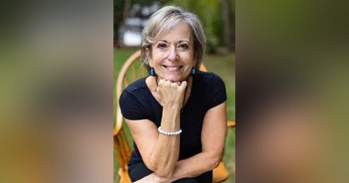 Donna Mac: A Journey Through Communication