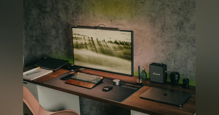image for Freelancing or Full-Time: Finding Your Career Path in Instructional Design