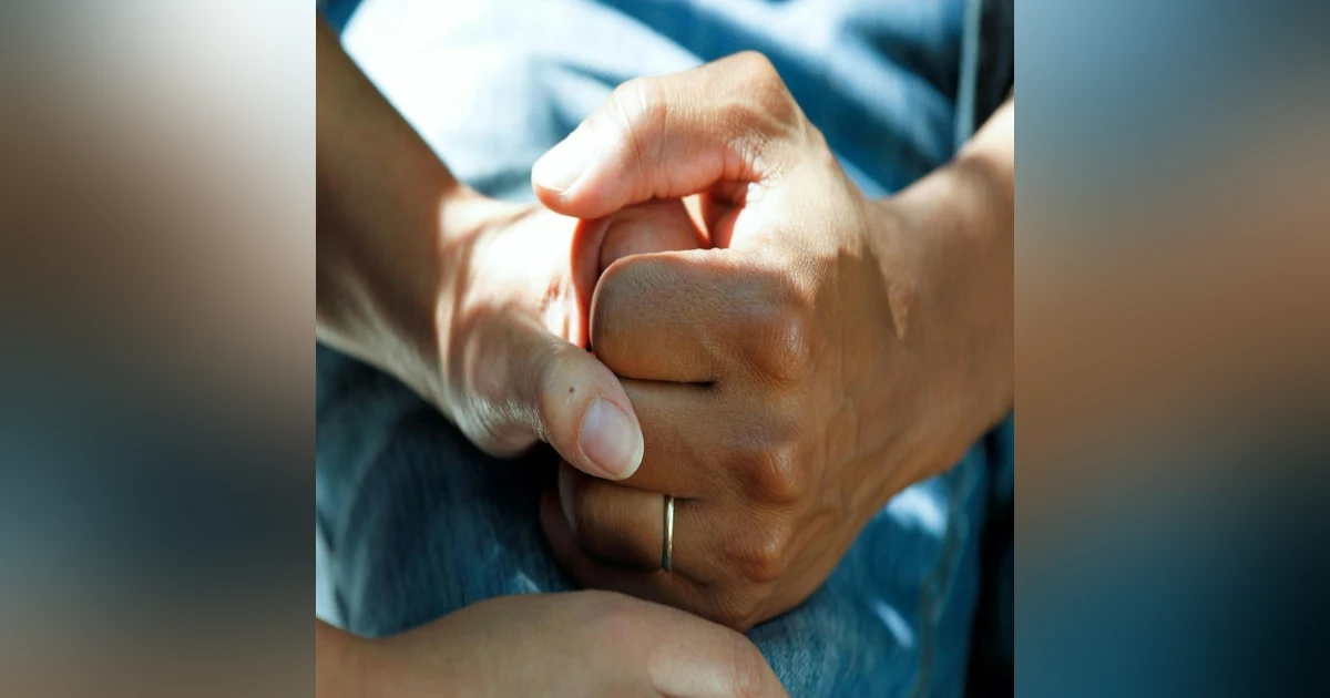 The Trauma of a Stage Four Cancer Diagnosis: Elliot’s story of his wife’s Stage 4 Cancer diagnosis, their fight against the disease, and the resulting experiences of grief and acceptance  | 53