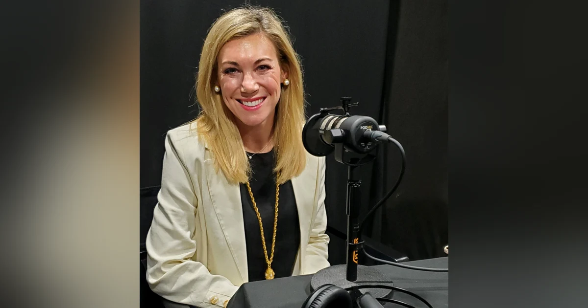 The competitive Pharmeceutical & Device sales, High Stress Industry, Burn Out Led to Changing her life and Mindsets! Now a Mommy blogger, author & entrepreneur.