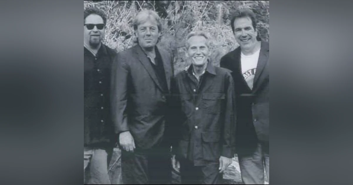 Episode 55: FLUXEDO JUNCTION RADIO - 11/11/23 (Paul Schmitz of The Last Hombres)