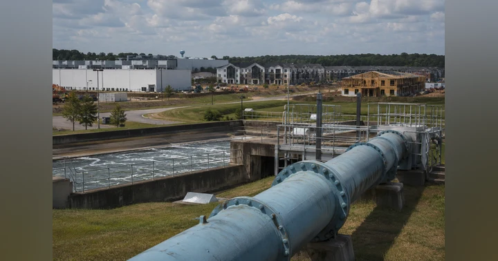 image for Everyone Says Data Centers Use a Lot of Water. But What Does “A Lot” Actually Mean?