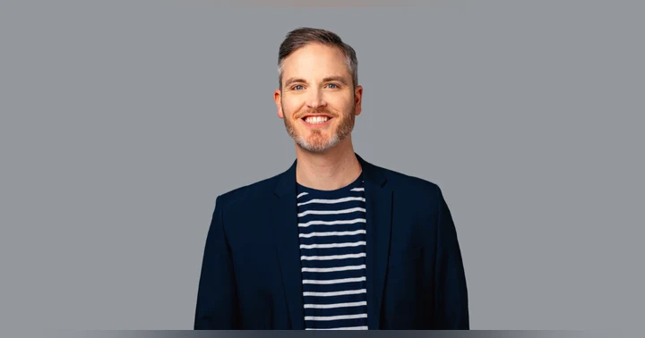 image for Sean Cannell’s YouTube Strategy: How to Turn One Video a Week Into a 24/7 Salesperson