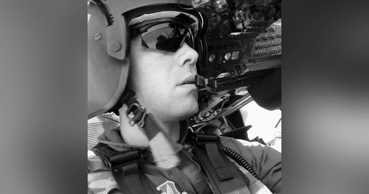 Robert Scoggins - Air Force Veteran - Living through hell - Giving back