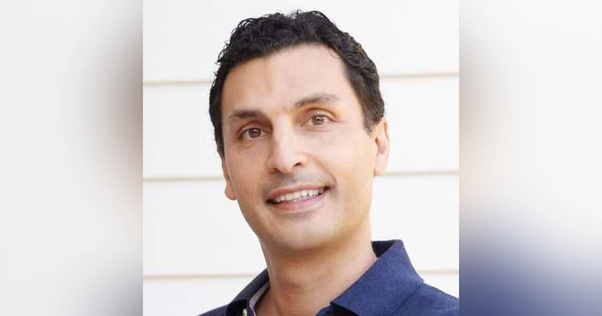 Living the dream with physician, scientist, and author Dr. Hossain Kouros-Mehr