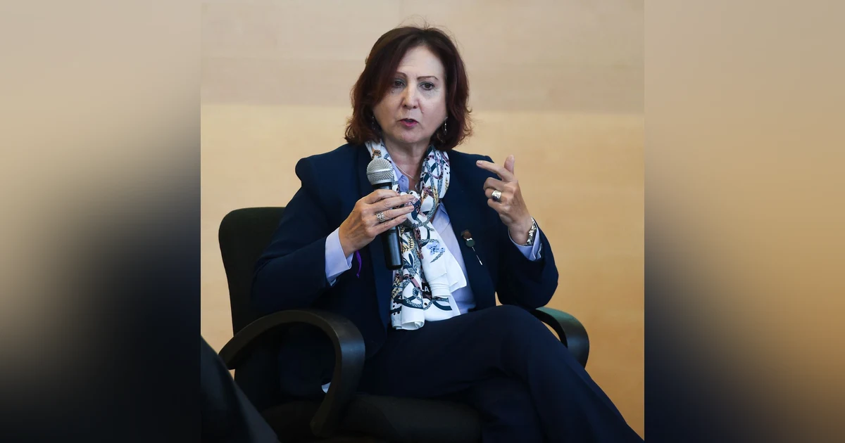 Tertulia de Herrero: Clamor judicial para que Peramato acabe con la "sensación de sometimiento" al Gobierno