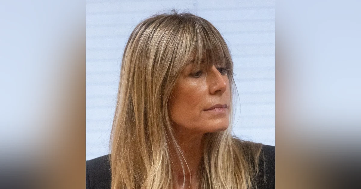 Tertulia de Dieter: La Complutense se negó a aprobar las memorias de la cátedra de Begoña Gómez