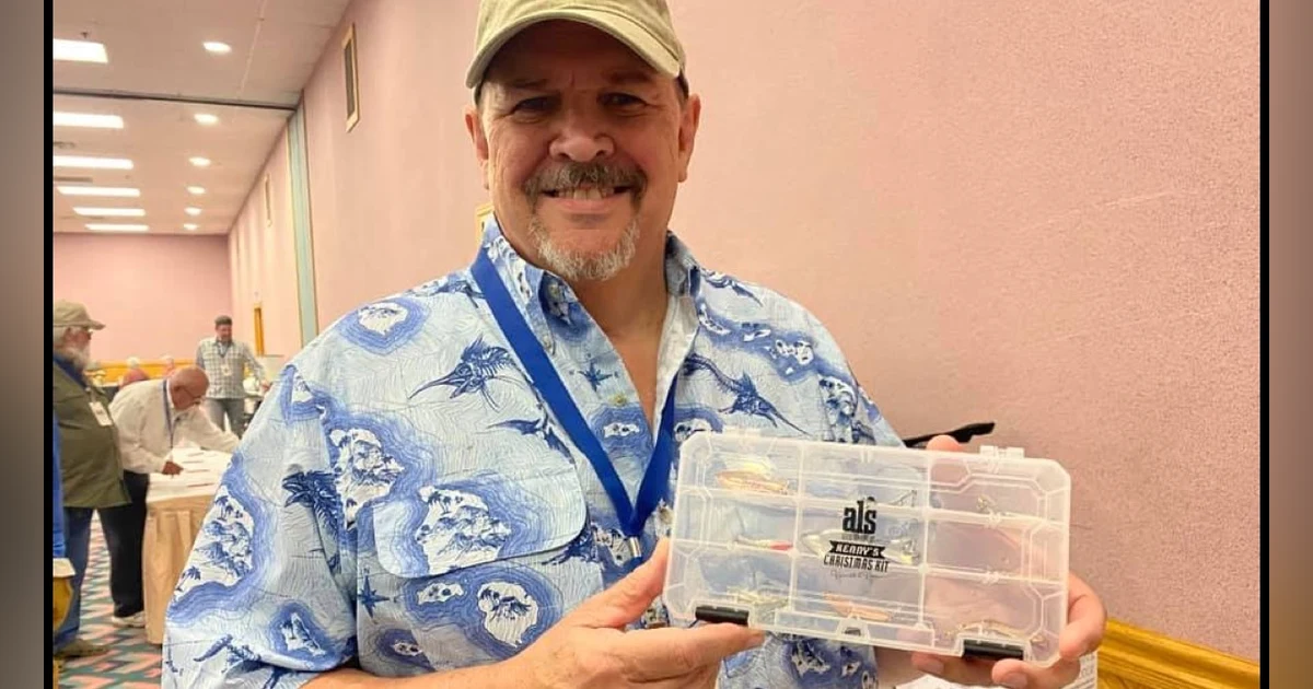 EP. 213 Freshwater Hall of Fame Outdoor Communicator Kenneth L. Kieser on the History of Women in Fishing, Teaching Challenged Youth To Fish and More!
