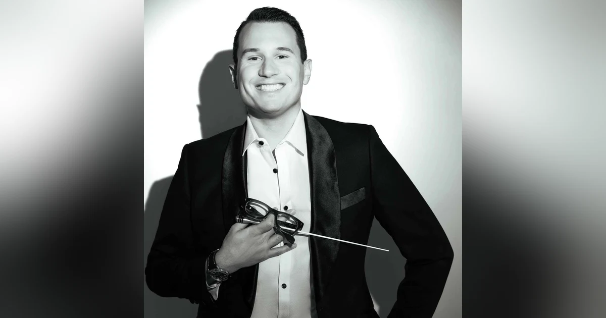 The Magic Behind the Music: Dan Micciche Conducts the Heart of WICKED