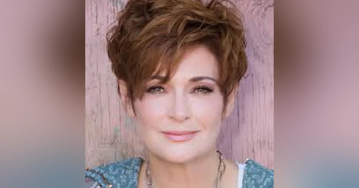 Carolyn Hennesy, Emmy Winning Actress, Over 500 Episodes General Hospital, True Blood, Nickelodeon show Jessie, Author Pandora carolynhennes