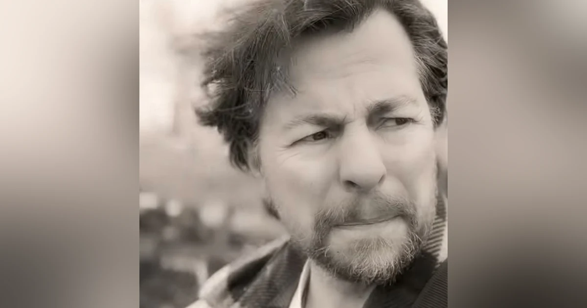 Episode 79: Fluxedo Junction Radio on WBCQ/The Planet - 5/4/24 (Todd Giglio of The Turnback)