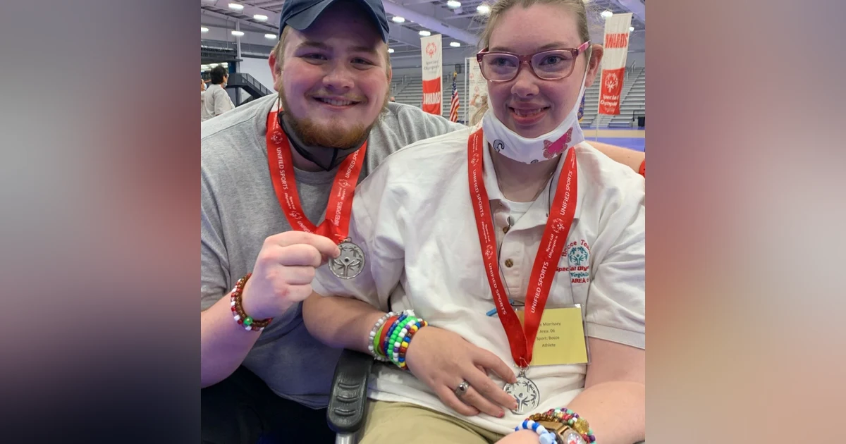 Emily and PJ: Emily's Bracelets