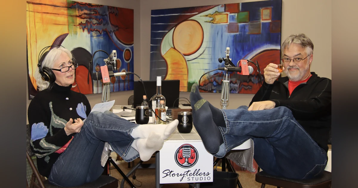 S1 E34   LIZ WYLDER - Former WZOK Announcer