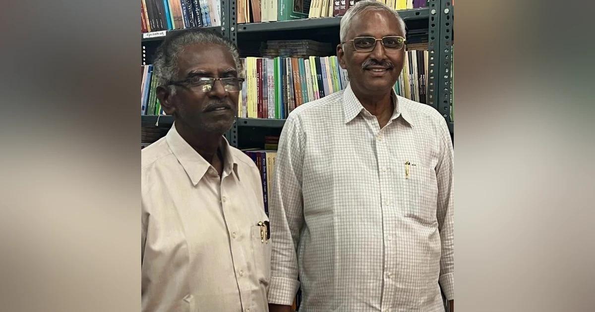 నవోదయ బుక్ హౌస్ -  హర్షణీయంలో