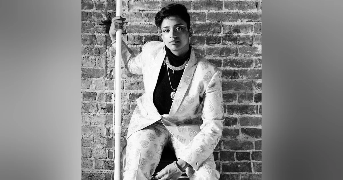 Redefining the Role of a Global South Asian Vocalist w/ Shruti Ramani