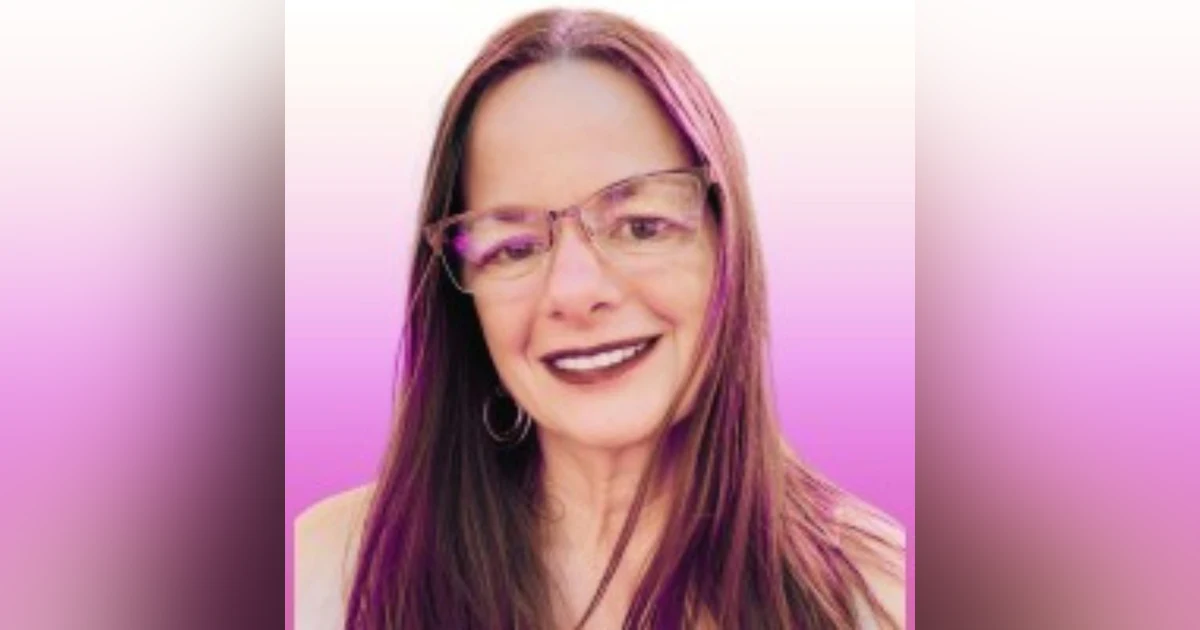 Choosing to Overcome PTSD and Chronic Pain with A Smile with Lynn “Elikqitie” Smargis