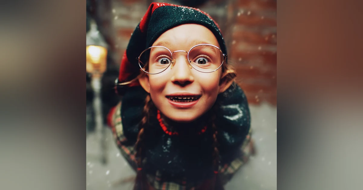 Ep.235 –  Santas Little Helper - This Little Elf has BIG TEETH