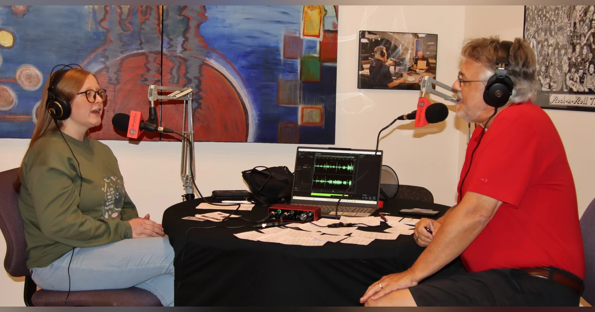 S1 E120  AMBER PINNON - Coordinator for Winnebago County Animal Services
