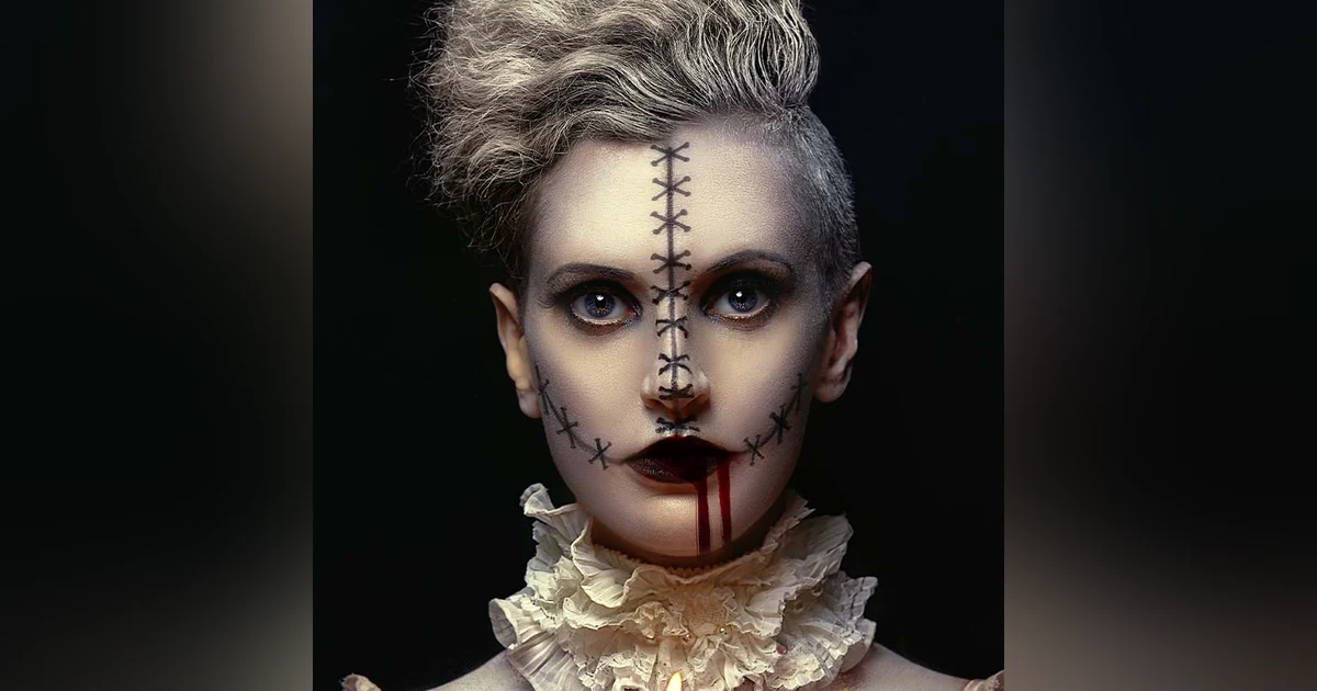 Ep.114 – Lady Frankenstein - This Christmas Eve is Bringing DEATH!