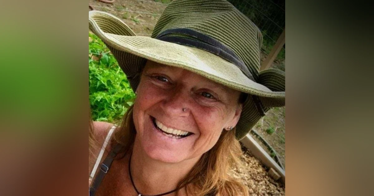 Lisa Ruoff -Galavanting Goddess - Alaska to Cuba and Back