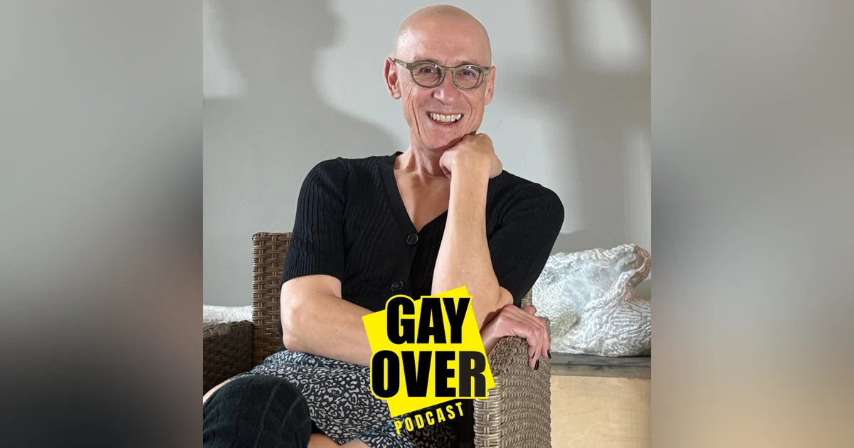 S12 #02 Ich bin Crossdresser mit 60 & trage Miniröcke | GAYTROFFEN: Henning | GAY OVER