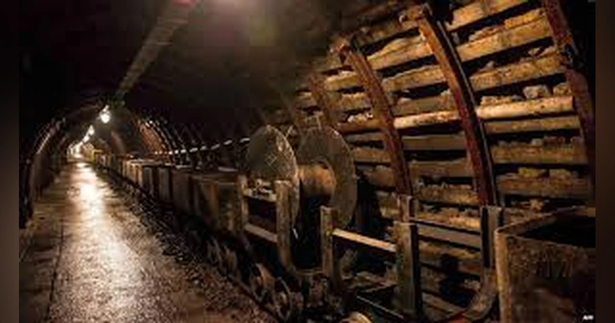 THE NAZI GOLD TRAIN