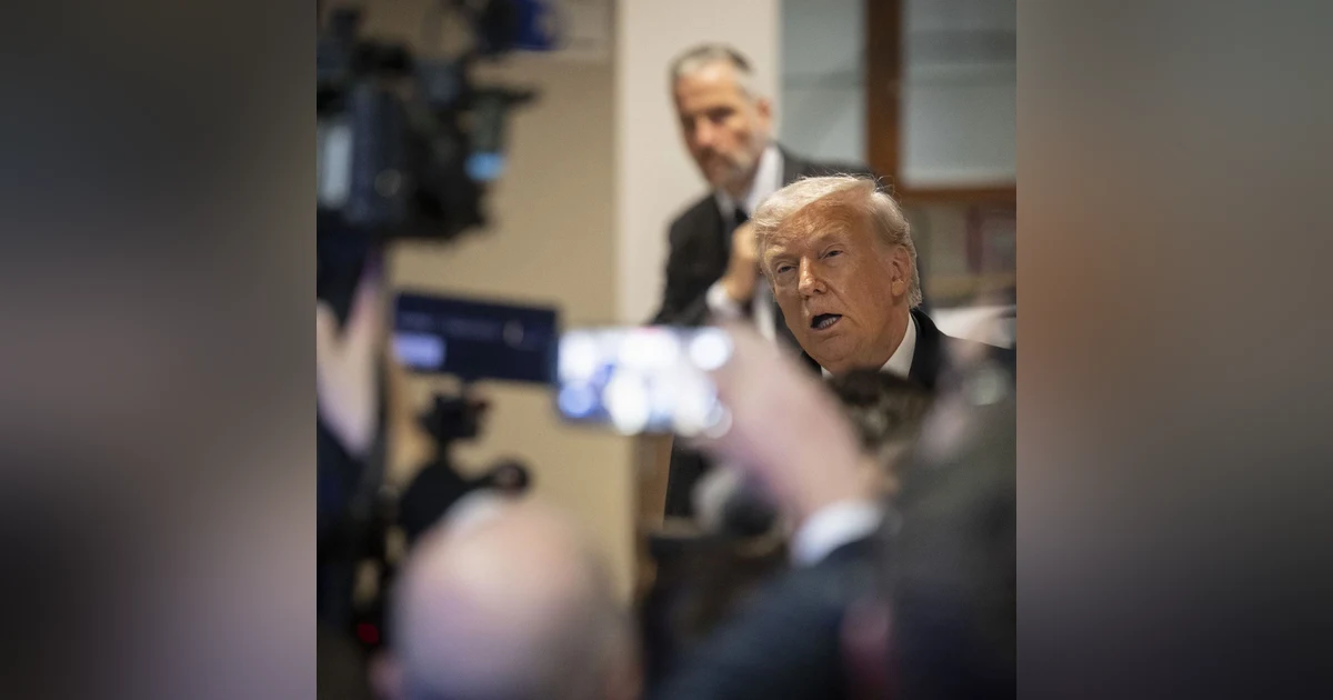 La Bolsa: El alivio de Trump dispara el IBEX