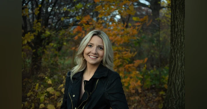 image for Carolyn Sophia's Journey: From Bullying to Unbreakable