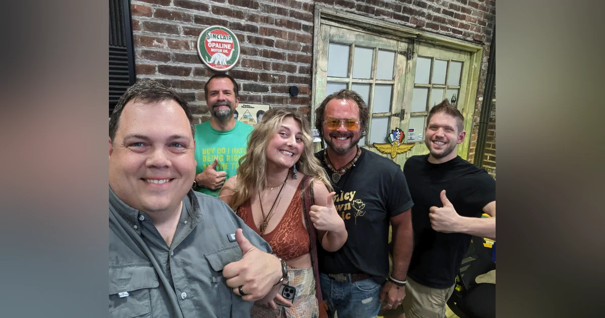 296: Mckinley Brown fresh off American Idol