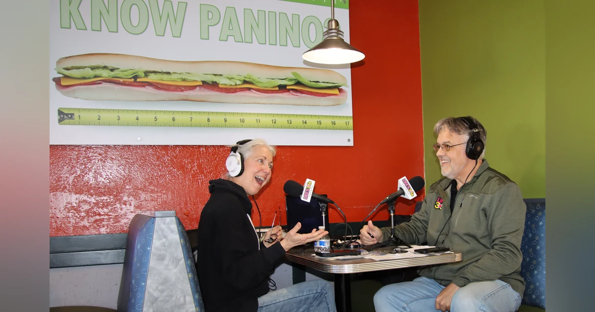 S5 E1 - Watching The Bread Rise at Panino's Italian restaurant