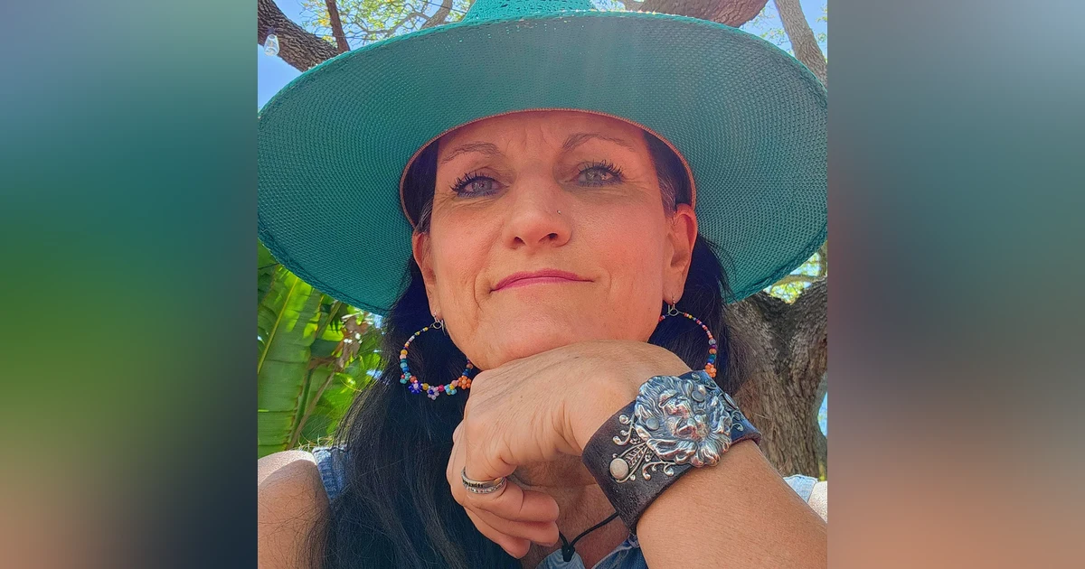 Resilience and Reflection: Finding Your Path to Wellness and Empowerment at Any Age with Maria Malec