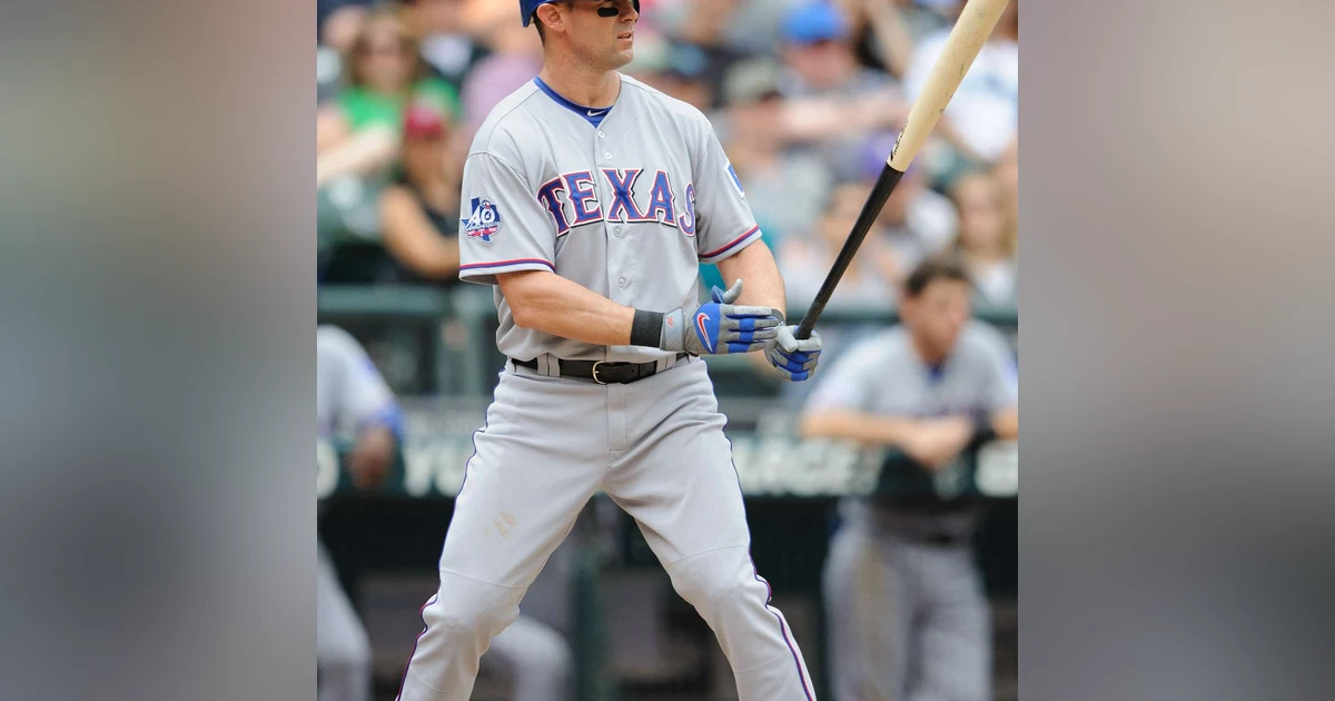 Are 200-hit seasons an endangered species? - Ep. 207