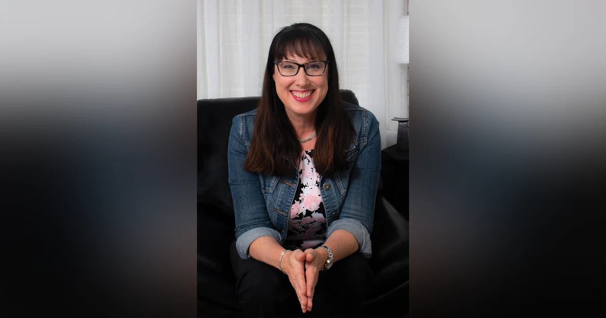 Michelle Gladieux : Communicate With Courage