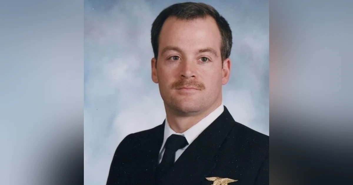 Dive Deep with US Navy SEAL Commander and Robotics Pioneer Doug Horner