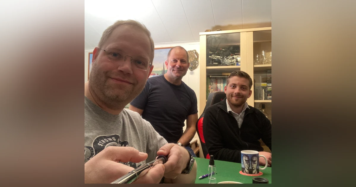 #156 Robert Raustein (FrP) og Reidar Helliesen på besøk